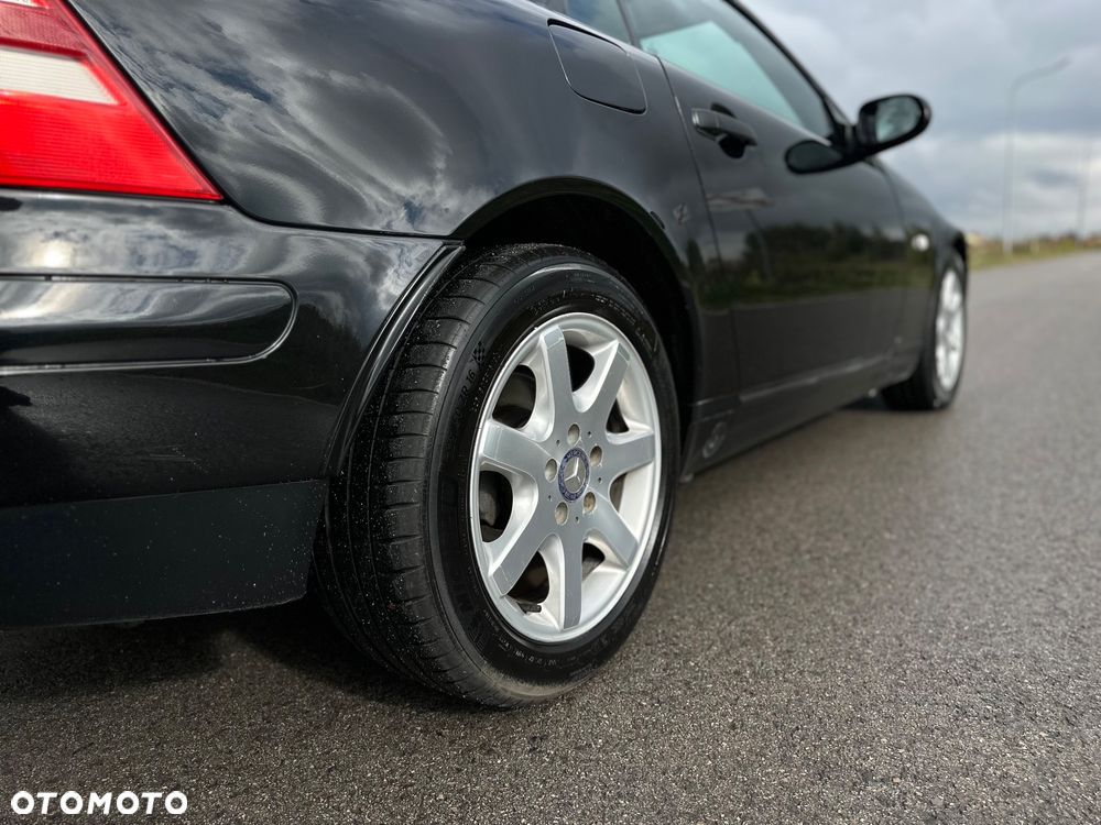 Mercedes-Benz SLK - 16