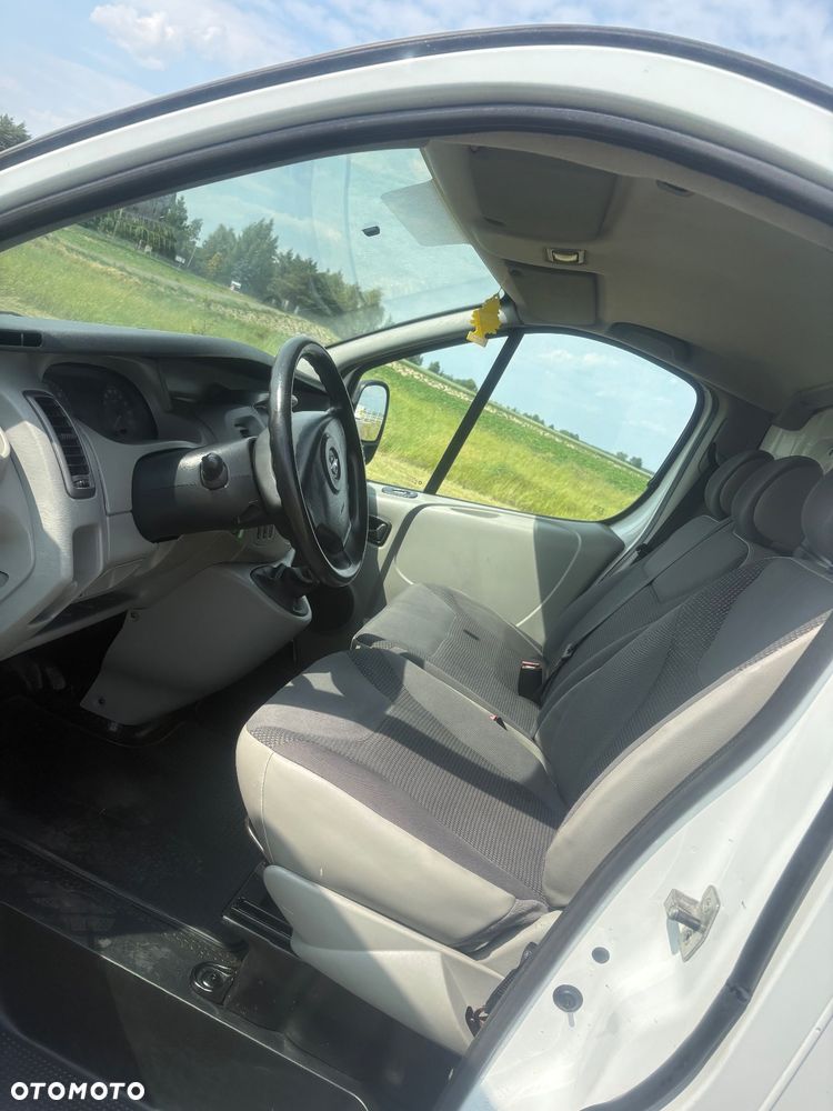Opel Vivaro - 21