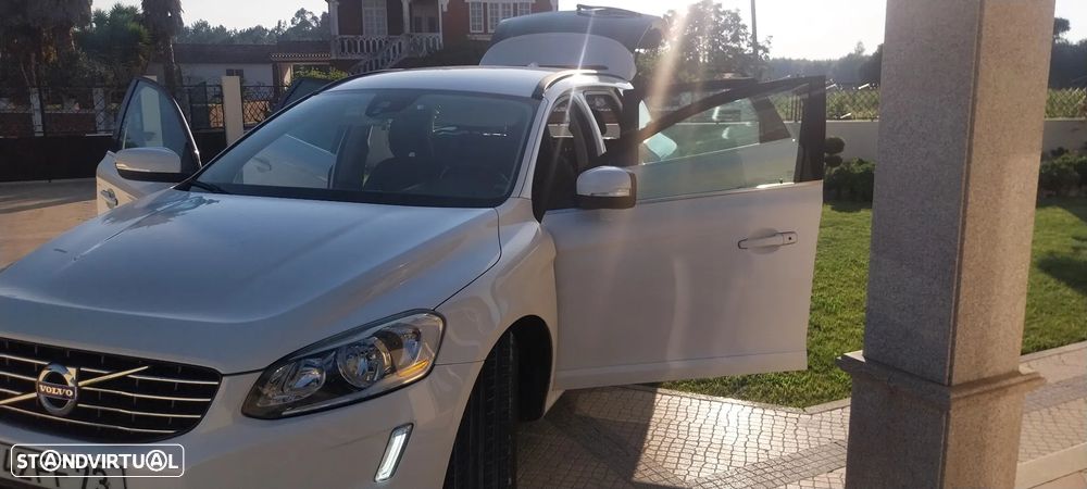Volvo XC 60 2.0 D4 Momentum - 8
