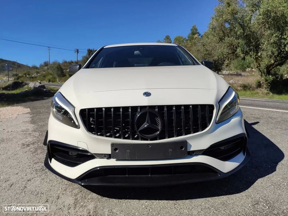 Mercedes-Benz A 45 AMG 4-Matic - 13