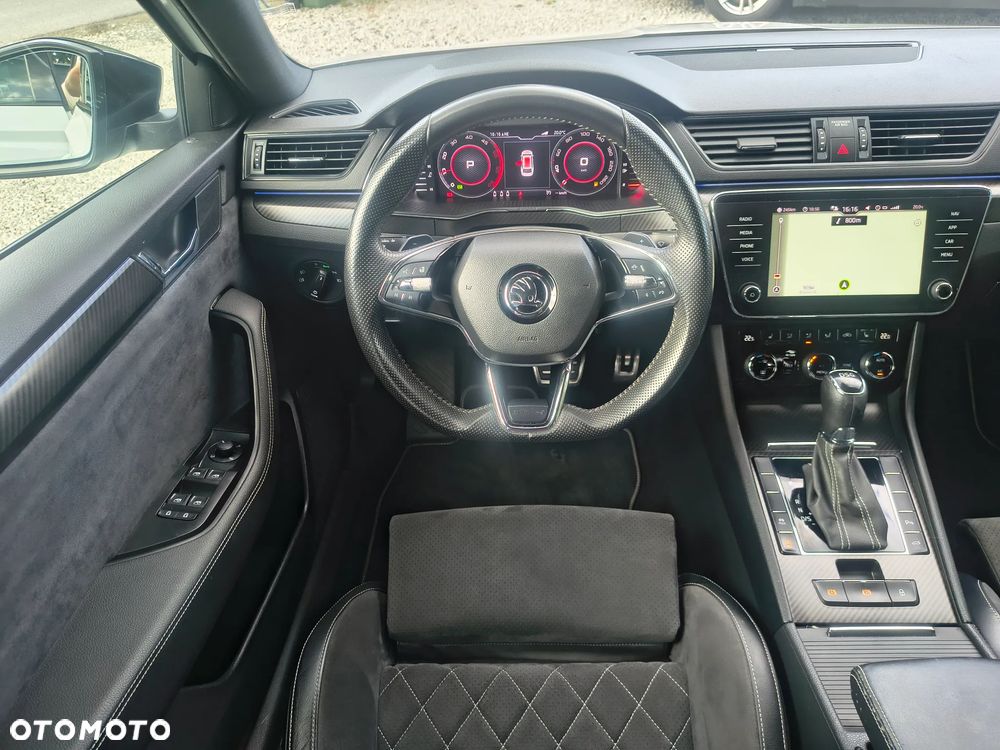 Skoda Superb 2.0 TDI DSG Sportline - 20