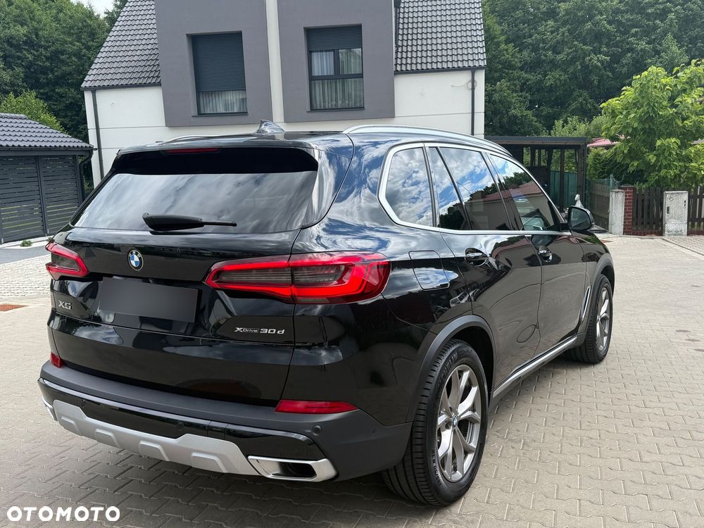 BMW X5 xDrive30d - 16