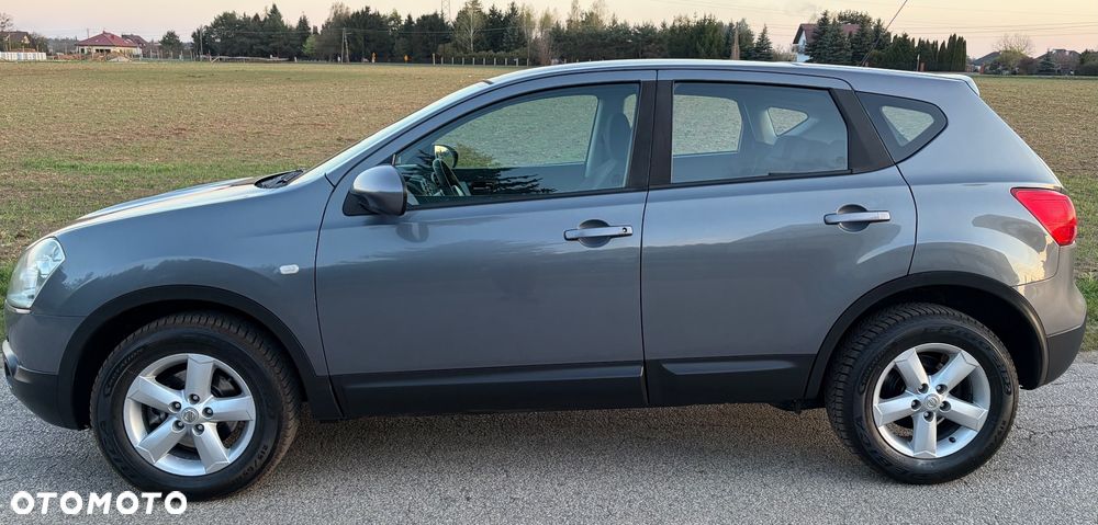 Nissan Qashqai 2.0 4x4 Tekna Premium CVT - 9