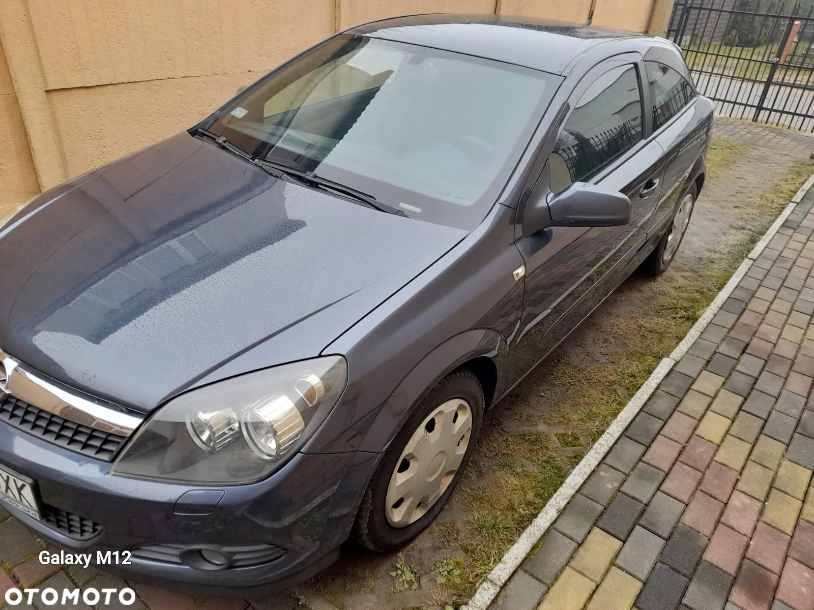 Opel Astra III GTC 1.9 CDTI Enjoy - 2