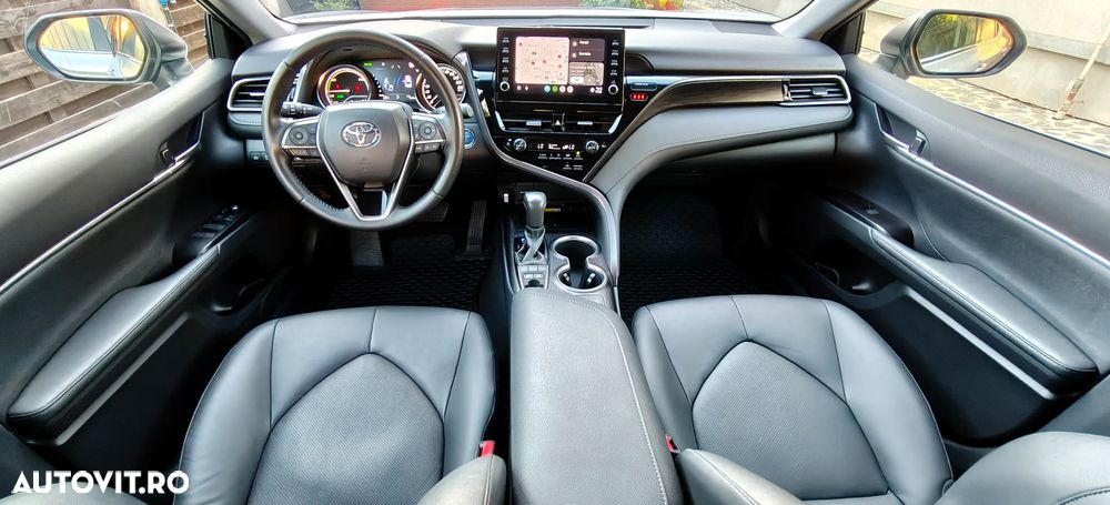 Toyota Camry 2.5 Dynamic - 8