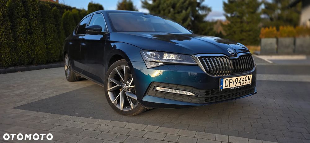 Skoda Superb 2.0 TSI Ambition DSG - 6