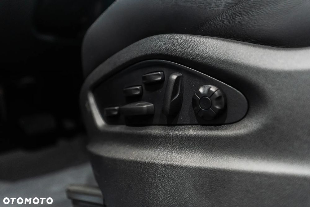Porsche Cayenne Black Edition - 29