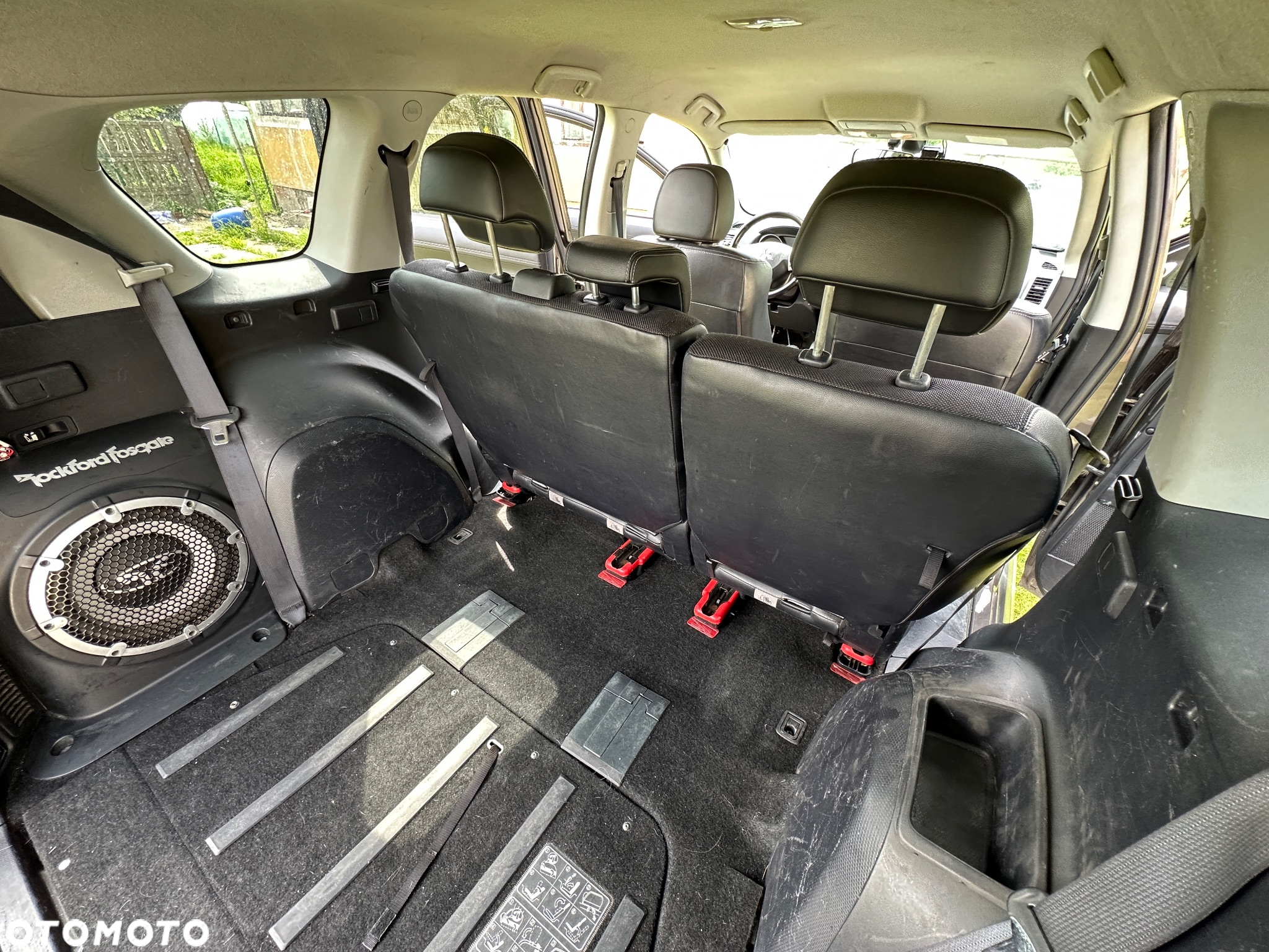 Mitsubishi Outlander 2.0 DID Intense + - 21