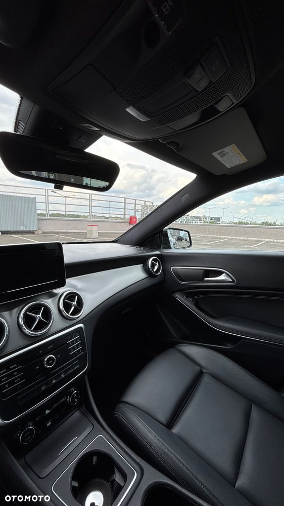 Mercedes-Benz CLA 250 7G-DCT SCORE - 28