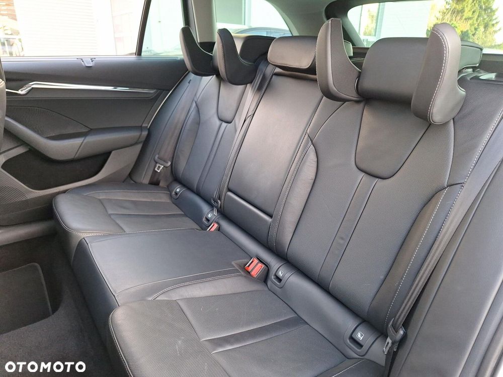 Skoda Octavia 2.0 TDI SCR Style DSG - 17