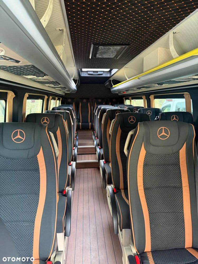 Mercedes-Benz Sprinter 517 - 3
