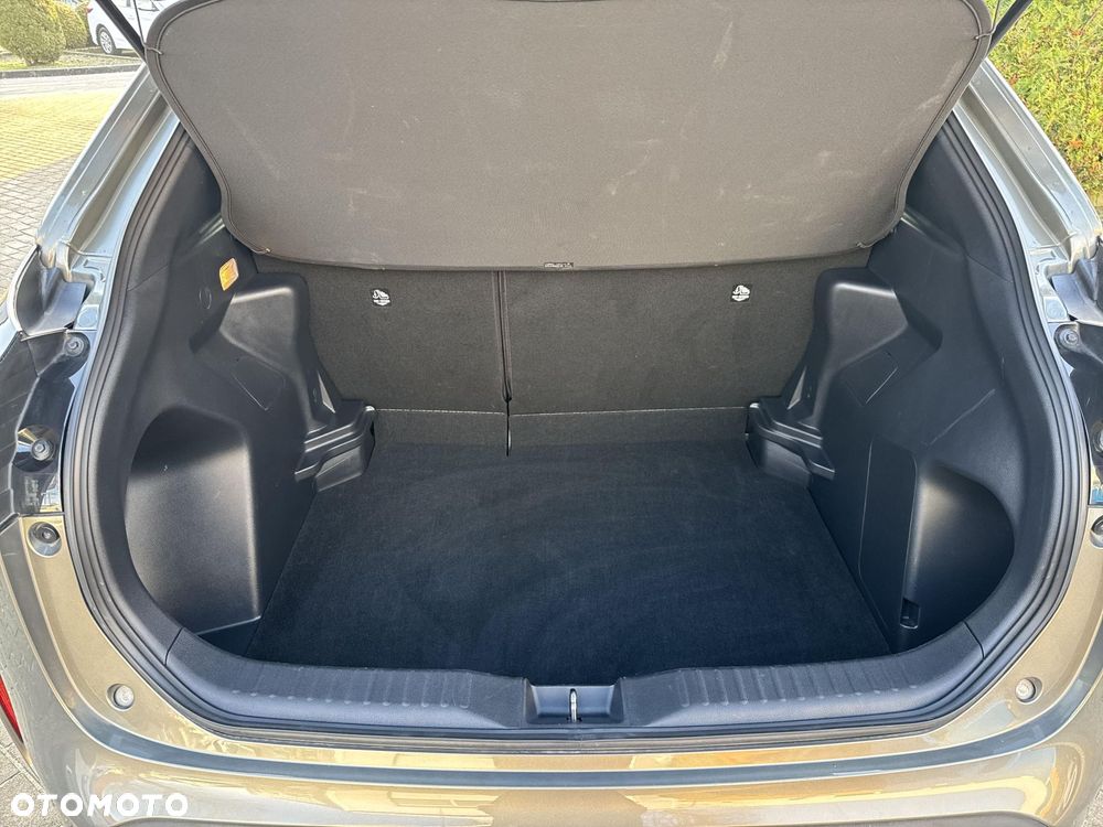 Toyota Yaris Cross Hybrid 1.5 Comfort - 16