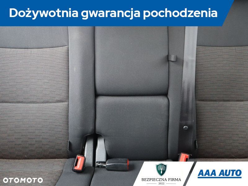 Volkswagen Tiguan - 11