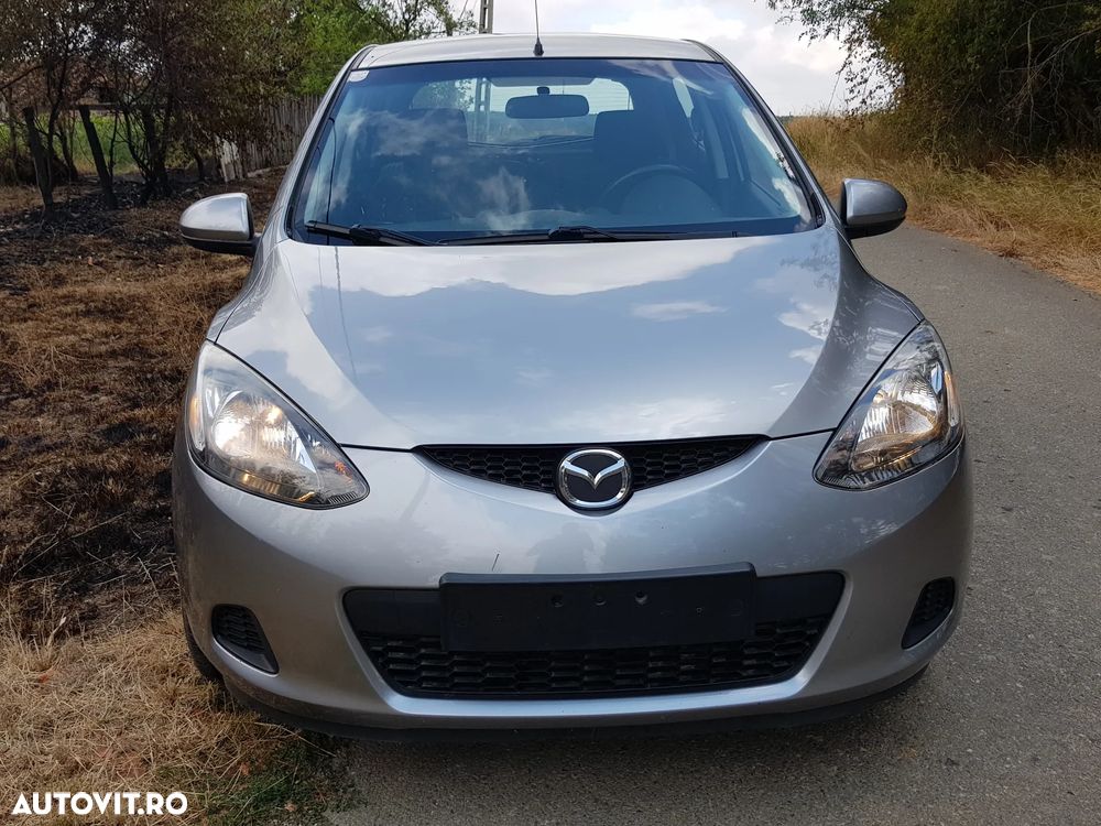 Mazda 2 1.3i TE - 2