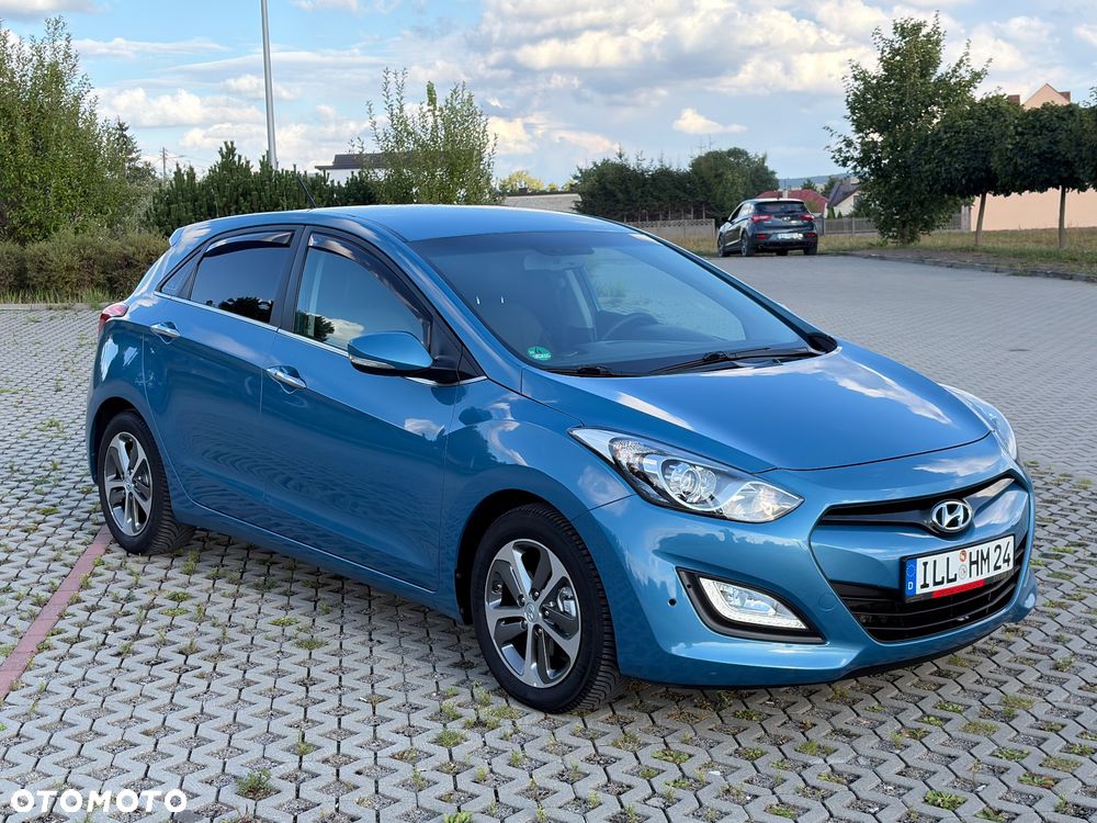 Hyundai i30 blue 1.6 CRDi DCT Style - 3