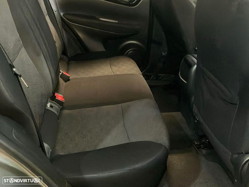 Nissan Qashqai 1.2 DIG-T Acenta Connect - 17