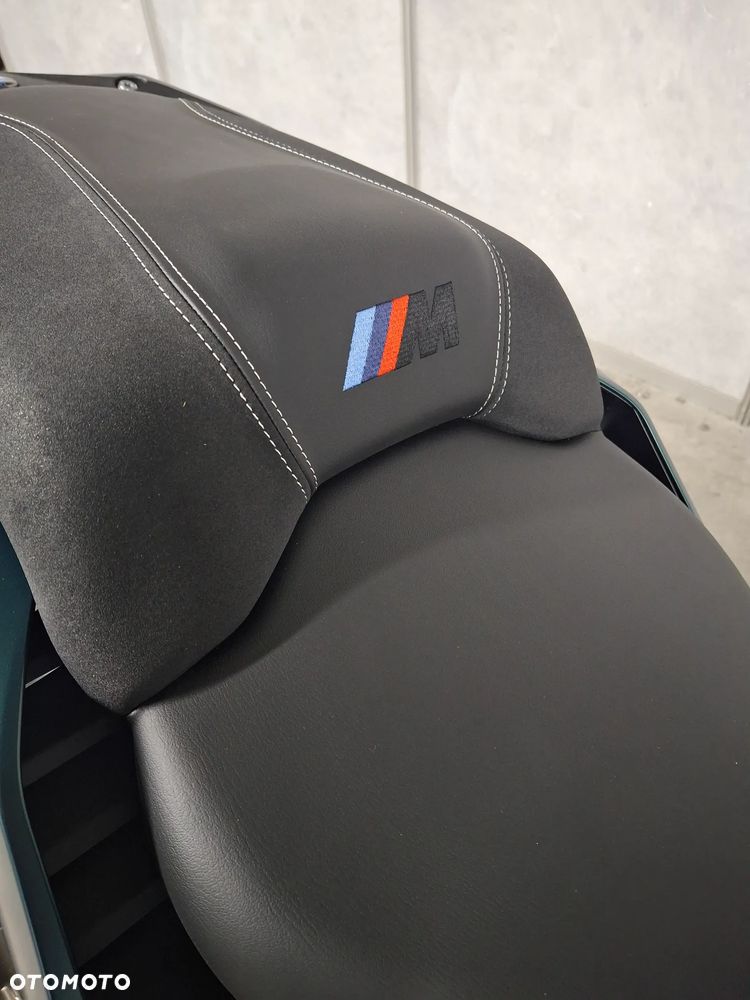 BMW XR - 9