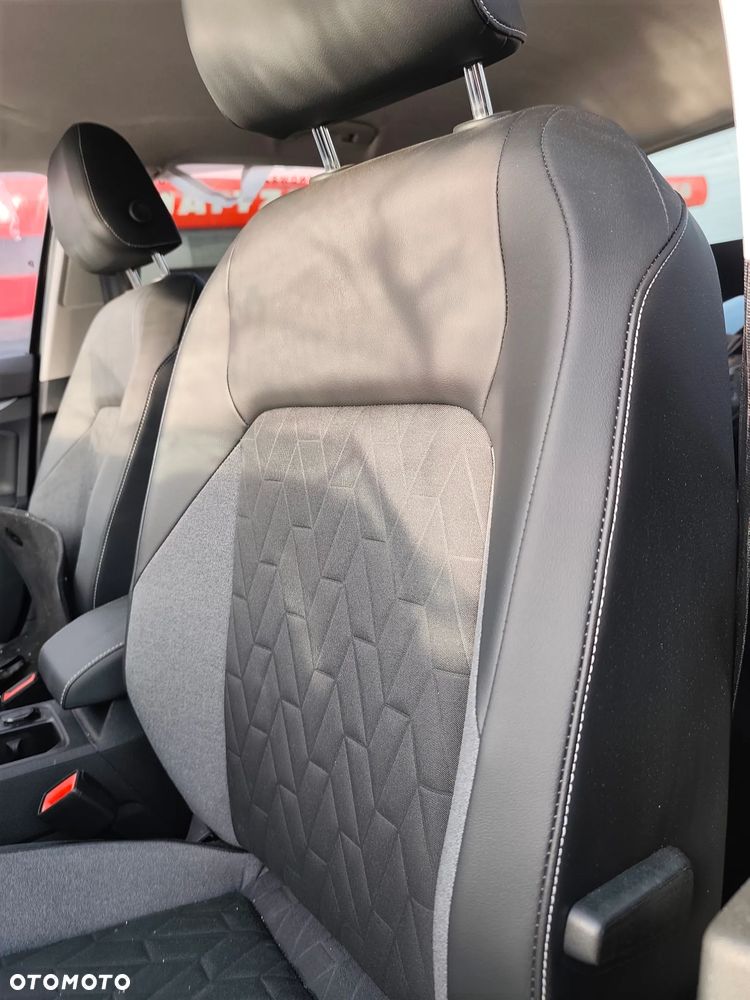 Volkswagen Golf 2.0 TDI SCR DSG Energy - 10