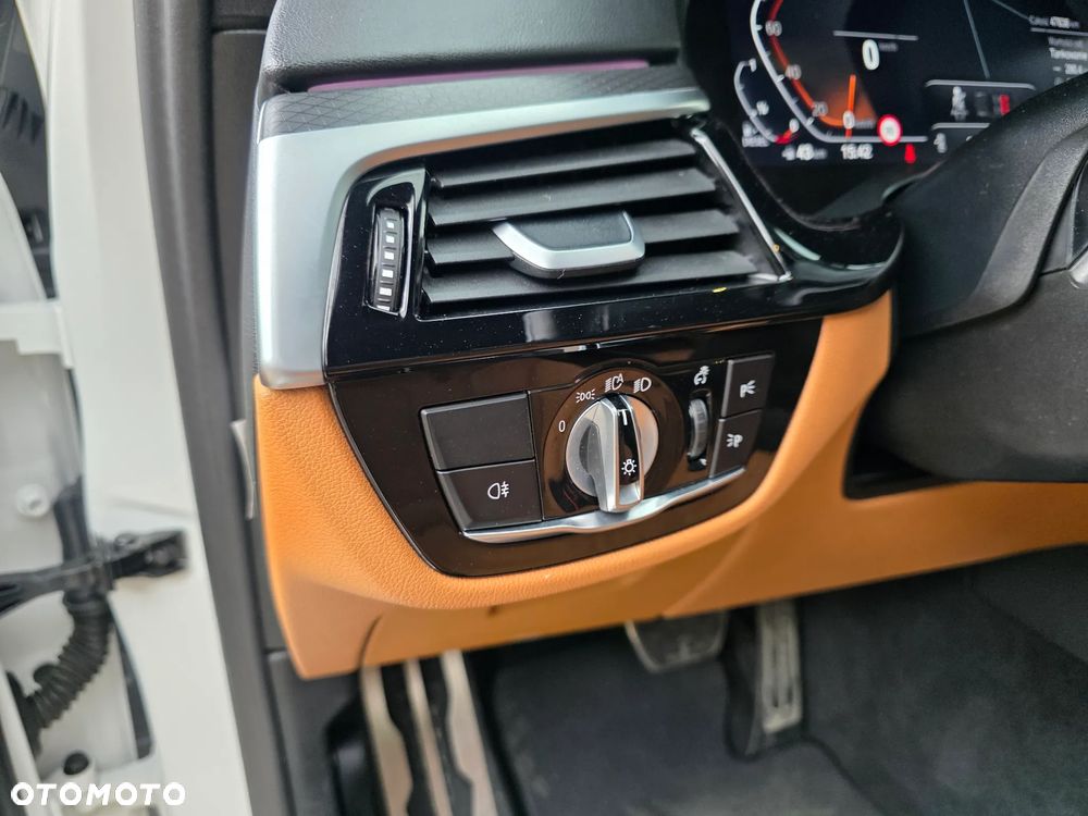 BMW Seria 5 - 10