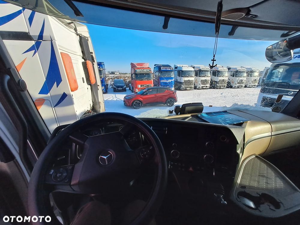 Mercedes-Benz Actros 1843 - 8