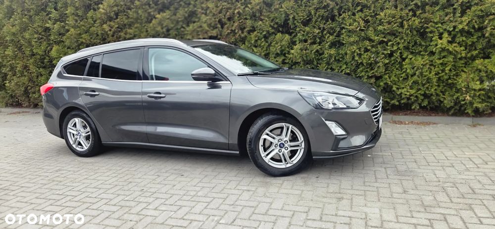 Ford Focus 1.0 EcoBoost STart-Stopp-System TITANIUM - 17