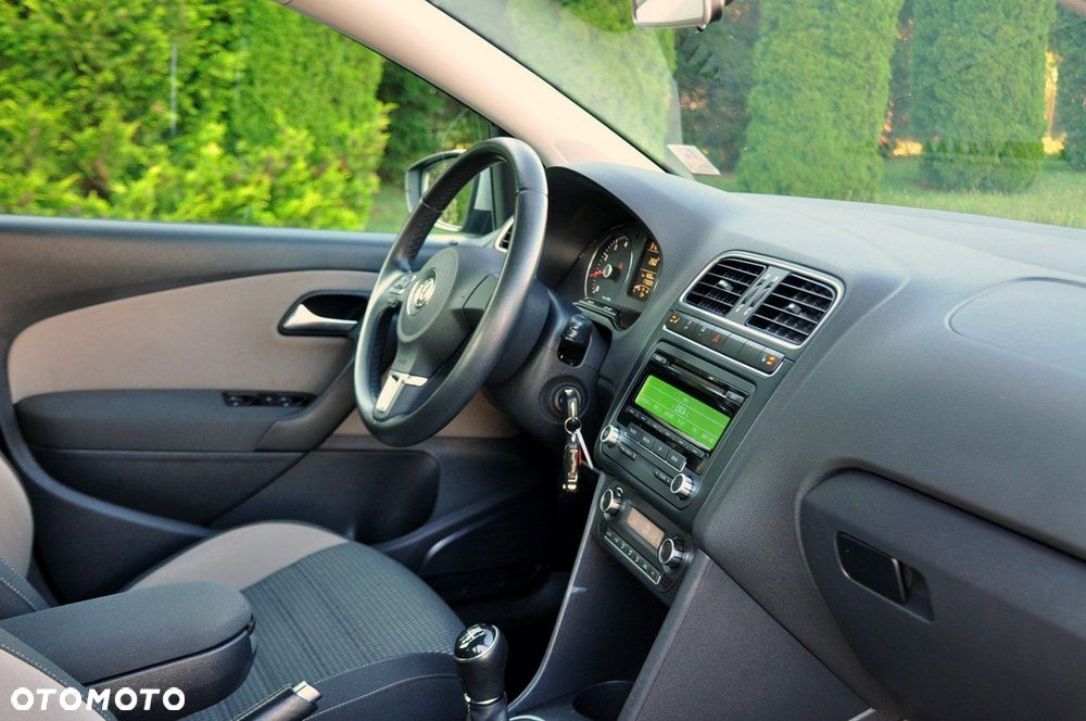 Volkswagen Polo - 19