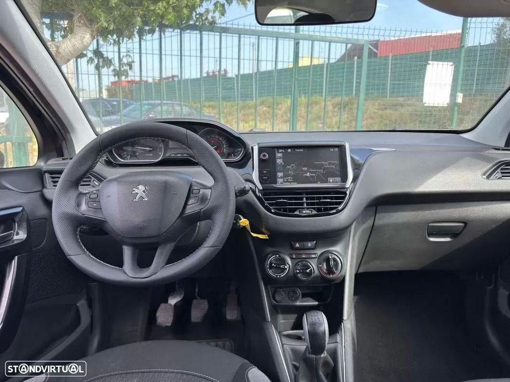 Peugeot 208 1.6 BlueHDi Style - 6