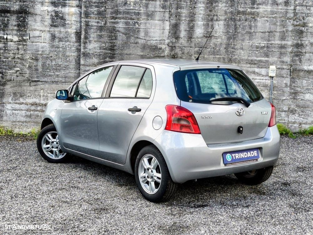 Toyota Yaris 1.0 VVT-i - 3
