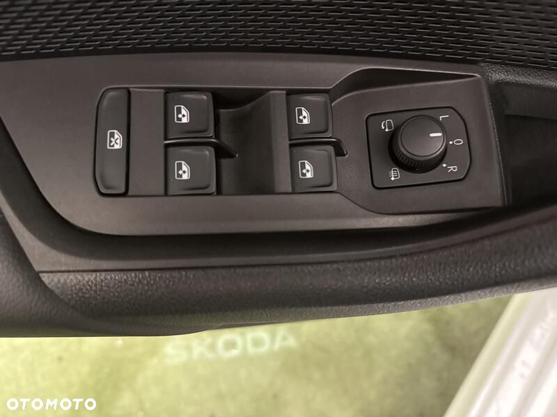 Skoda Octavia - 12
