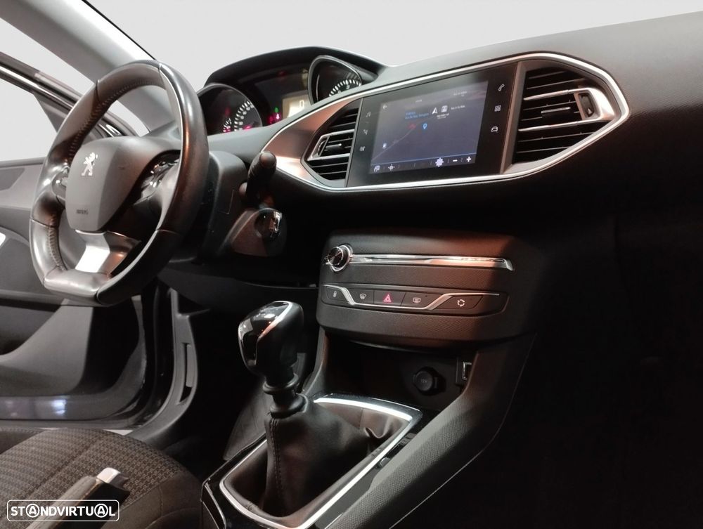 Peugeot 308 SW 1.2 PureTech Style - 7