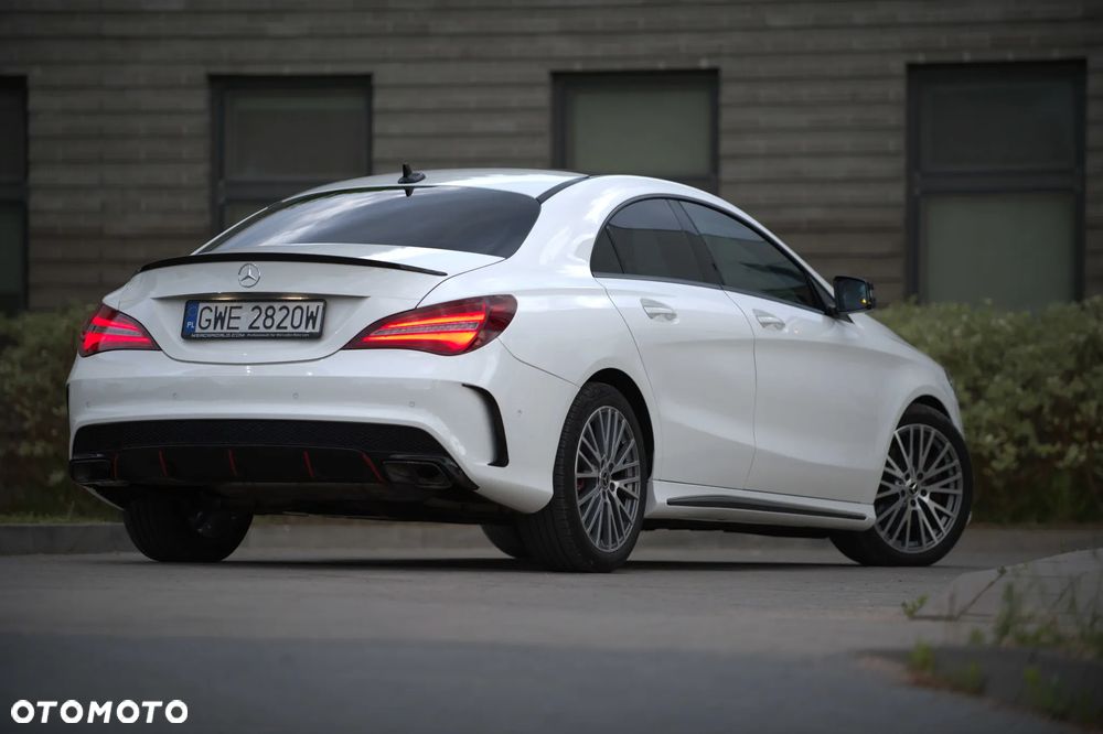 Mercedes-Benz CLA 250 4Matic 7G-DCT Peak Edition - 5
