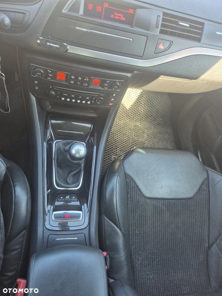 Citroën C5 2.0 HDi Exclusive - 6