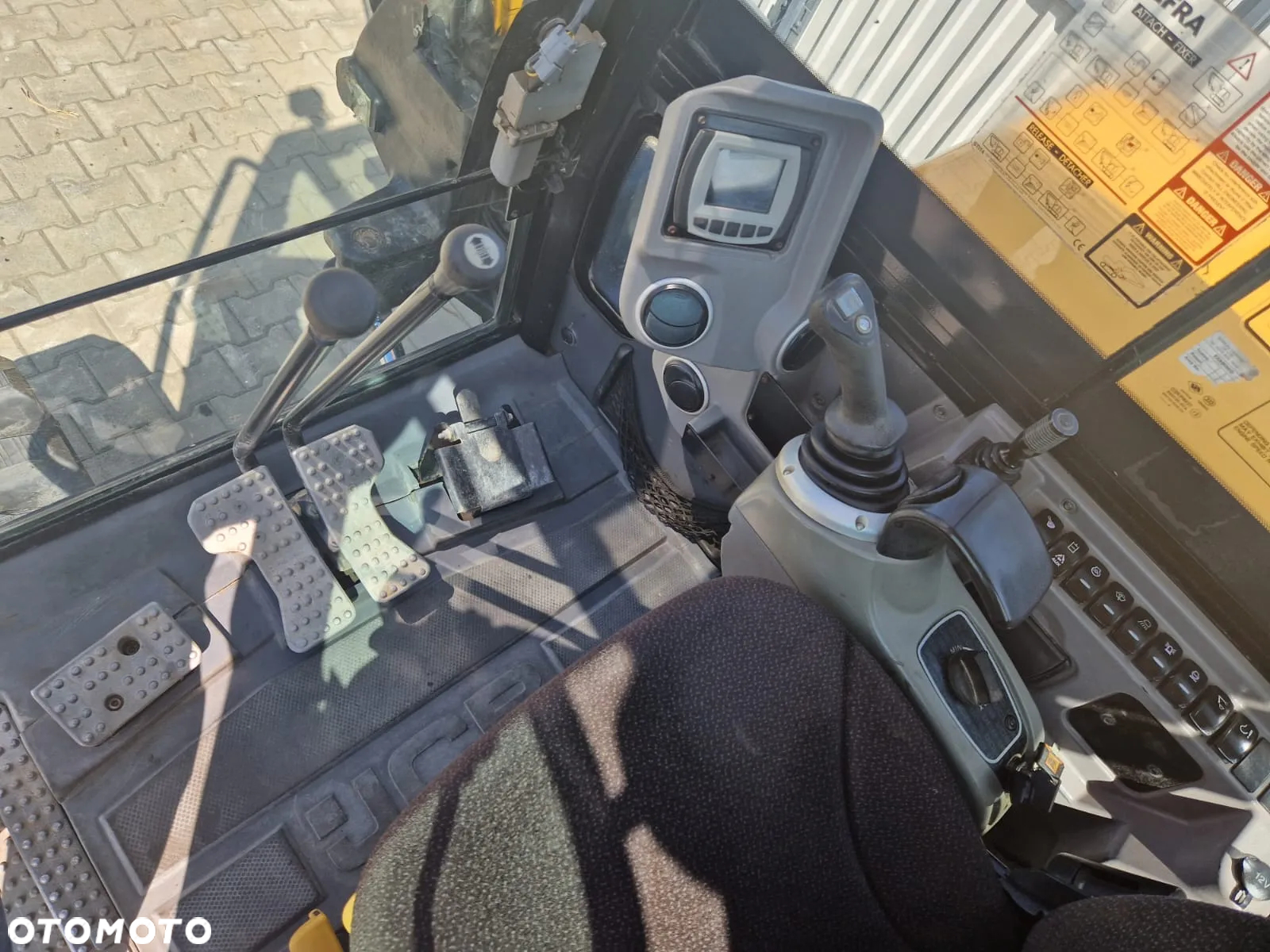JCB JCB 86 C-1 * 2015r. * +3 łyżki w zestawie - 25