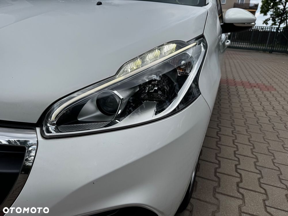 Peugeot 208 82 VTI Allure - 9
