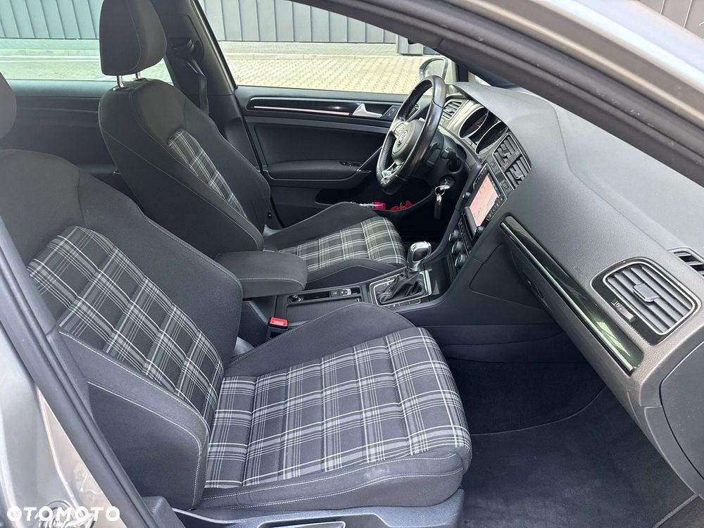 Volkswagen Golf GTD 2.0 TDI SCR DSG - 22