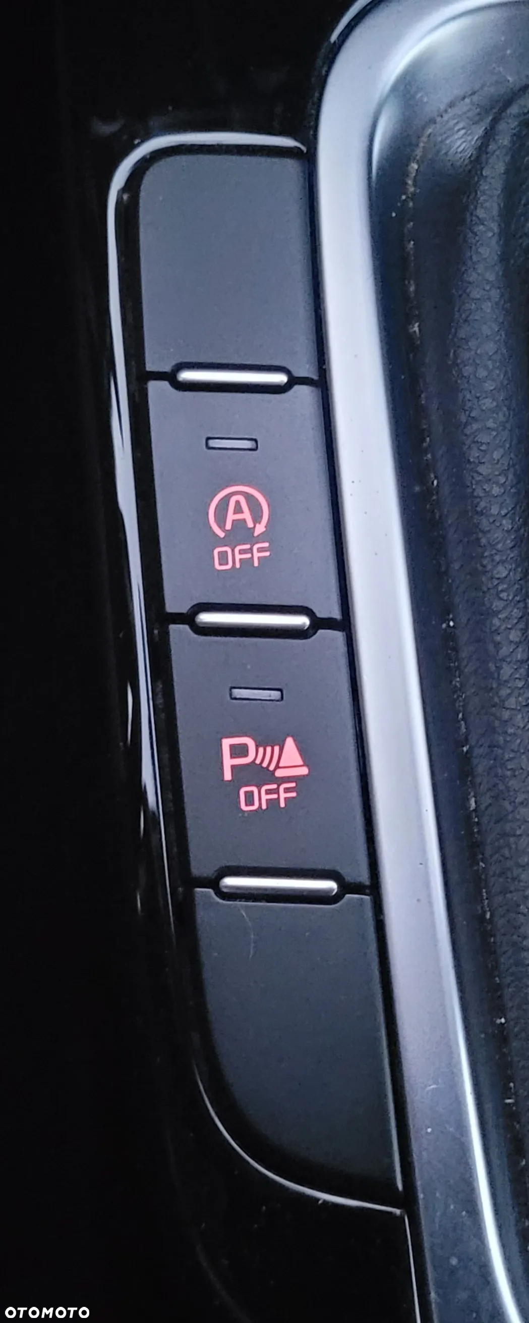 Kia Ceed - 32