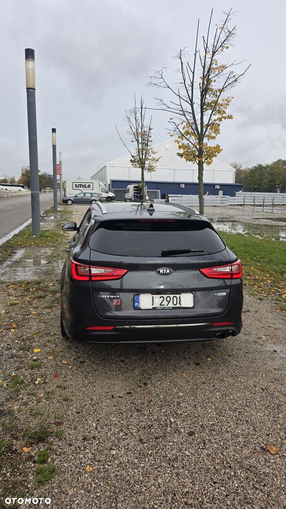 Kia Optima - 13