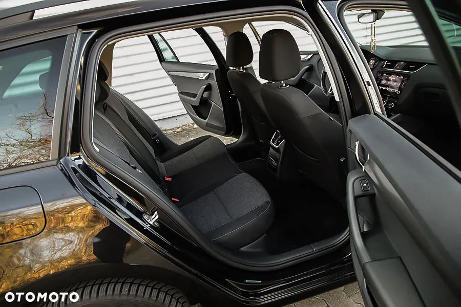 Skoda Octavia 1.6 TDI DSG Soleil - 17