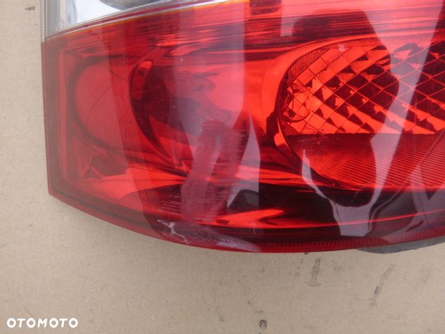 LAMPA LEWY TYŁ LEWA TYLNA HONDA CIVIC VII 5D LIFT HB - 4