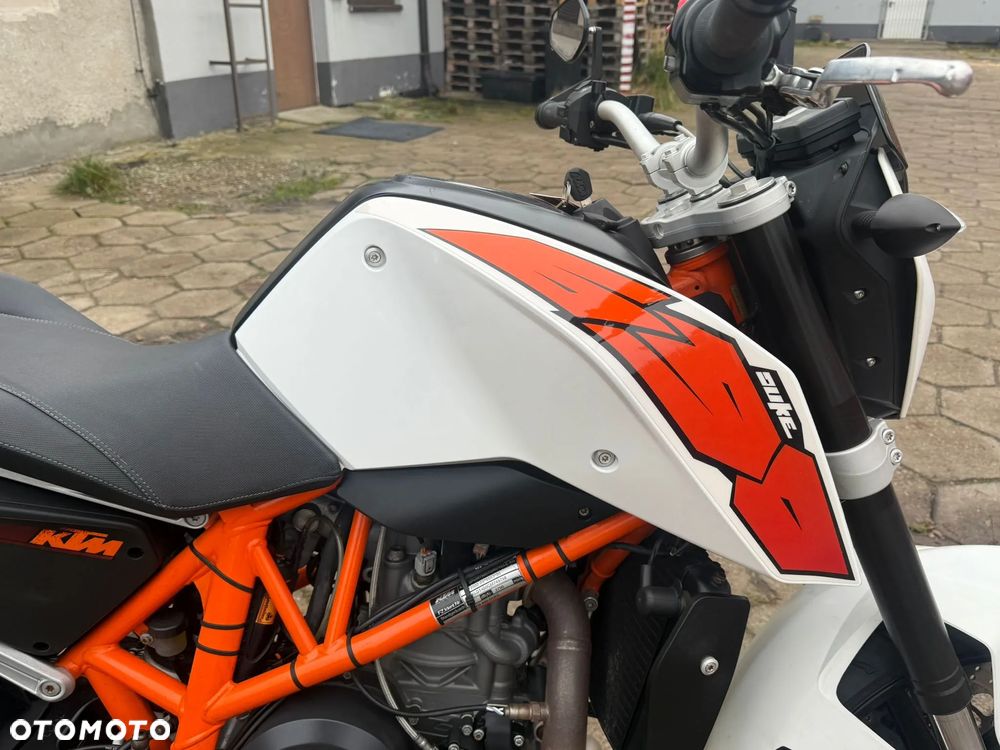 KTM Duke - 18