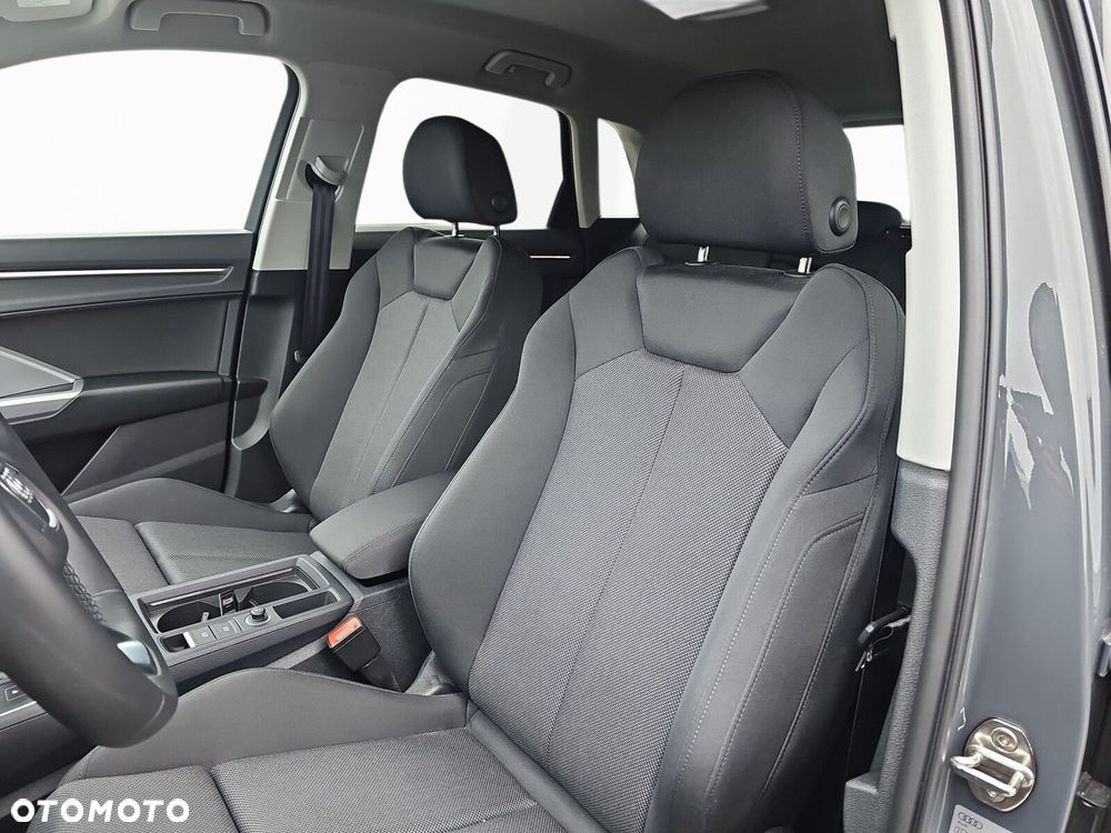 Audi Q3 35 TFSI Advanced S tronic - 12