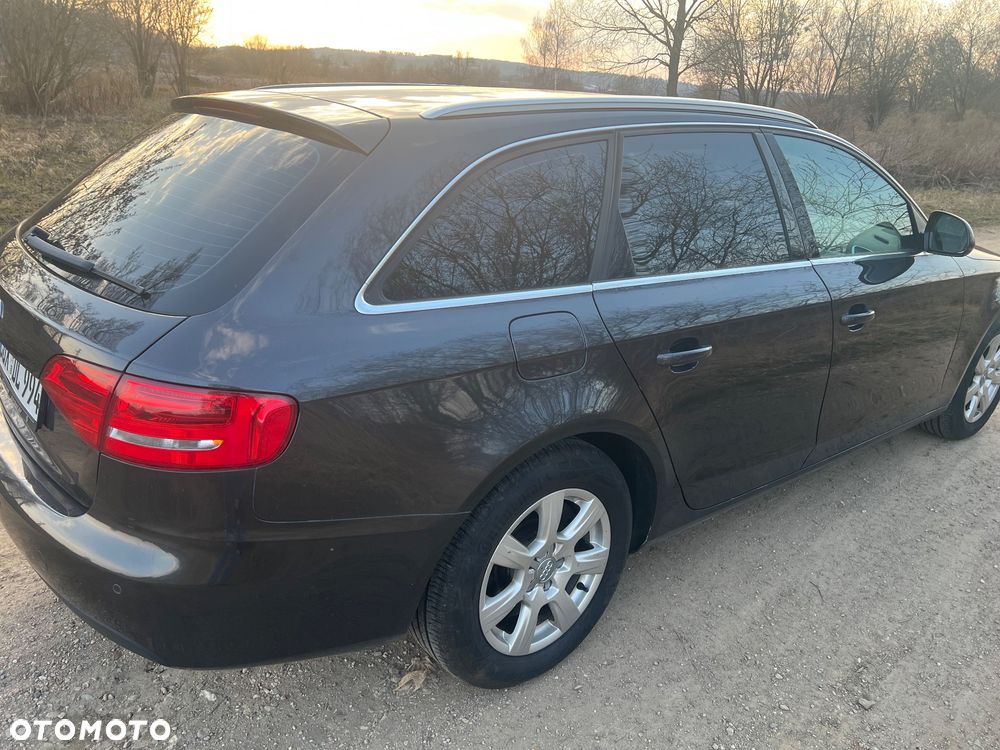Audi A4 Avant - 6