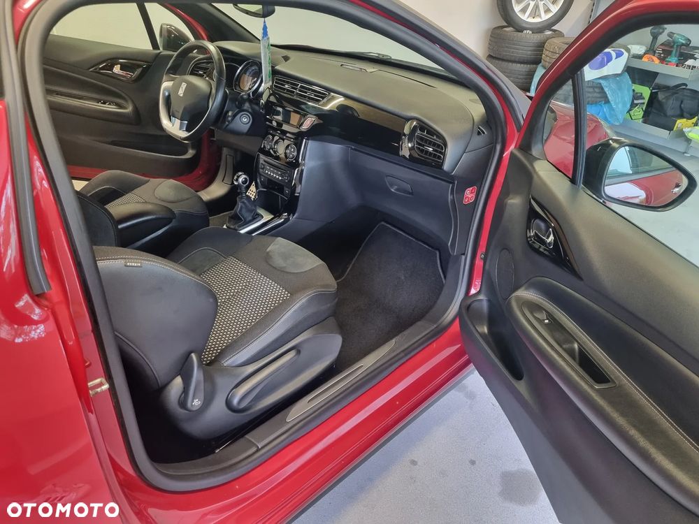 Citroën DS3 1.6 THP SportChic - 12
