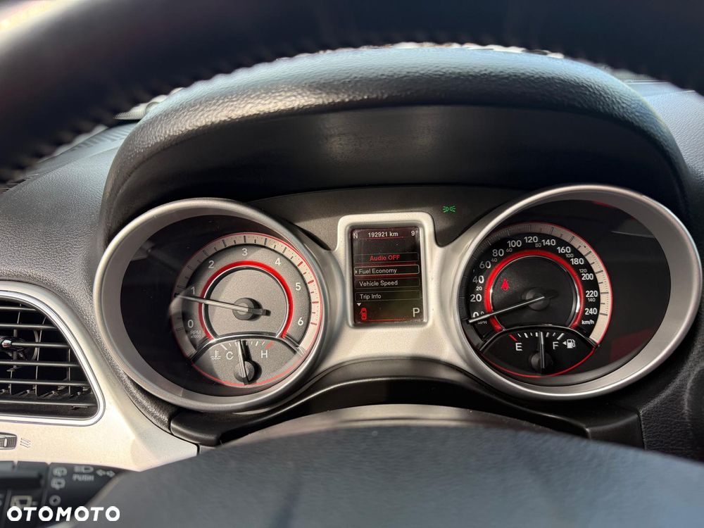 Fiat Freemont 2.0 Multijet Lounge AWD - 4