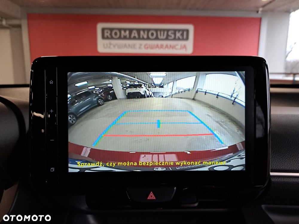 Toyota Yaris Hybrid 1.5 Style - 24