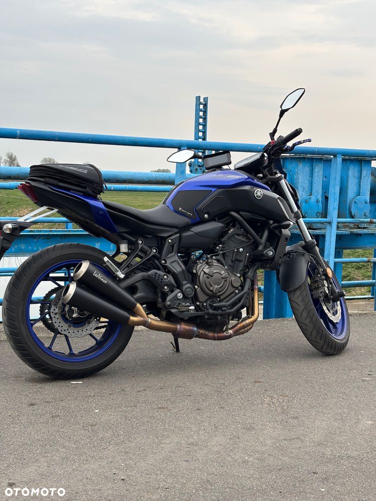Yamaha MT - 2