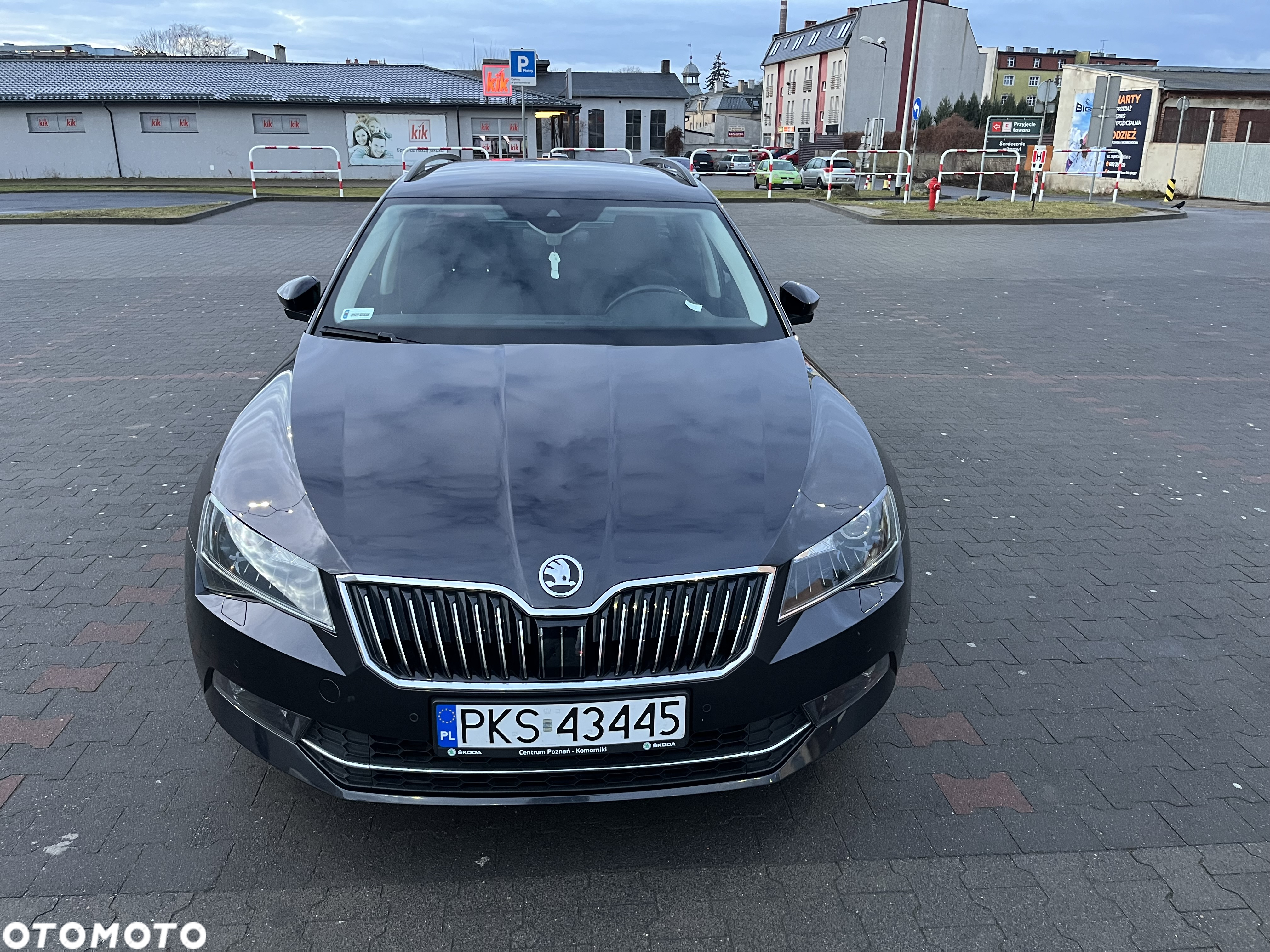 Skoda Superb 2.0 TDI 4x4 DSG Ambition - 2