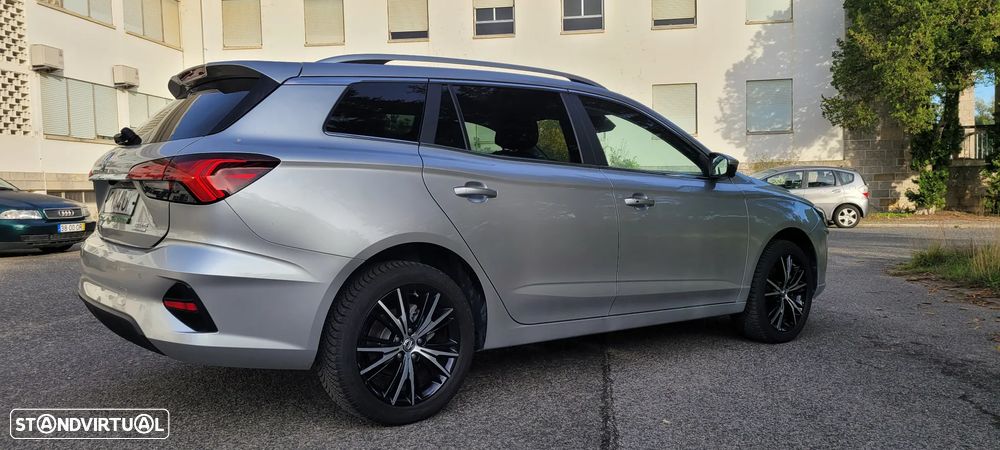 MG MG5 5 Standard Luxury - 7