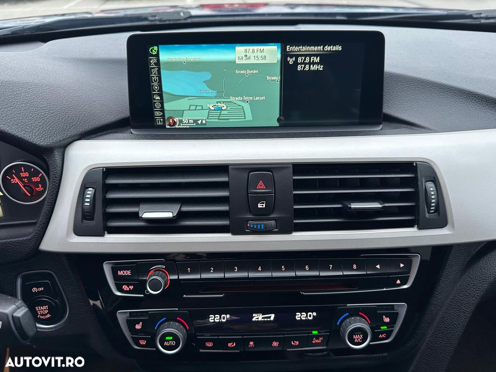 BMW Seria 3 320d Touring Aut. Efficient Dynamics Edition - 32