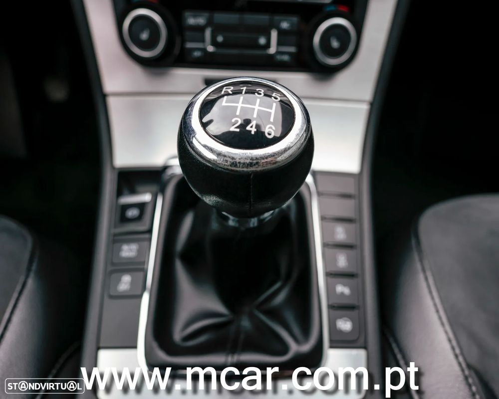 VW Passat Variant - 10